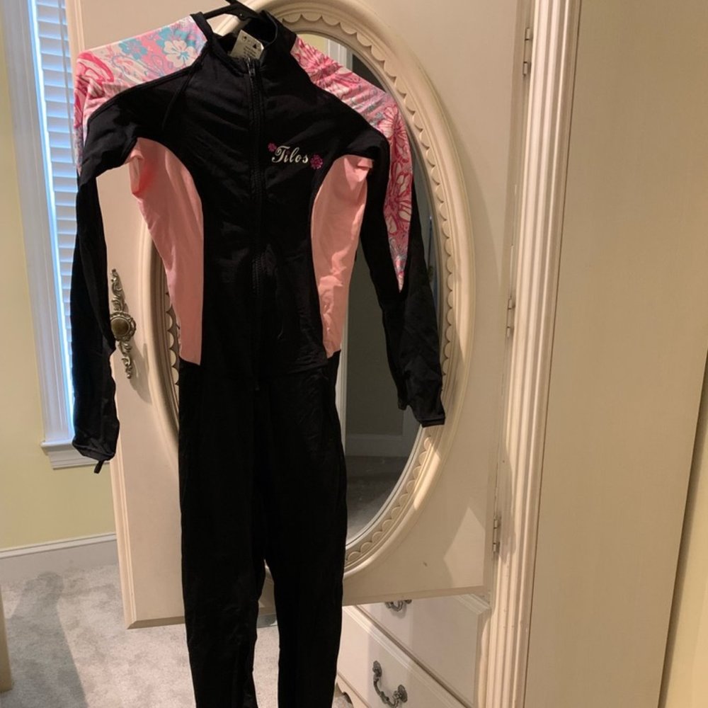 Tilos Womens 6 oz Lycra Skin Snorkel Scuba Suit Black and Pink